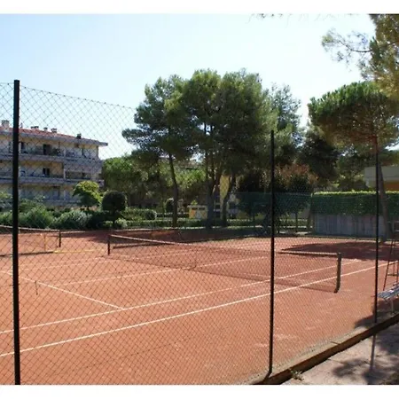 Modern In - 2 Swimming Pools - Tennis Courts * Bibione
