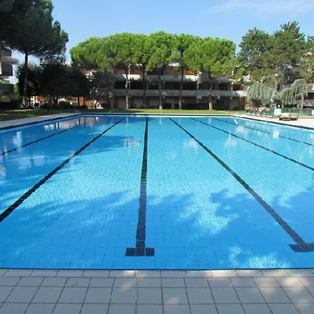 Modern In - 2 Swimming Pools - Tennis Courts Bibione